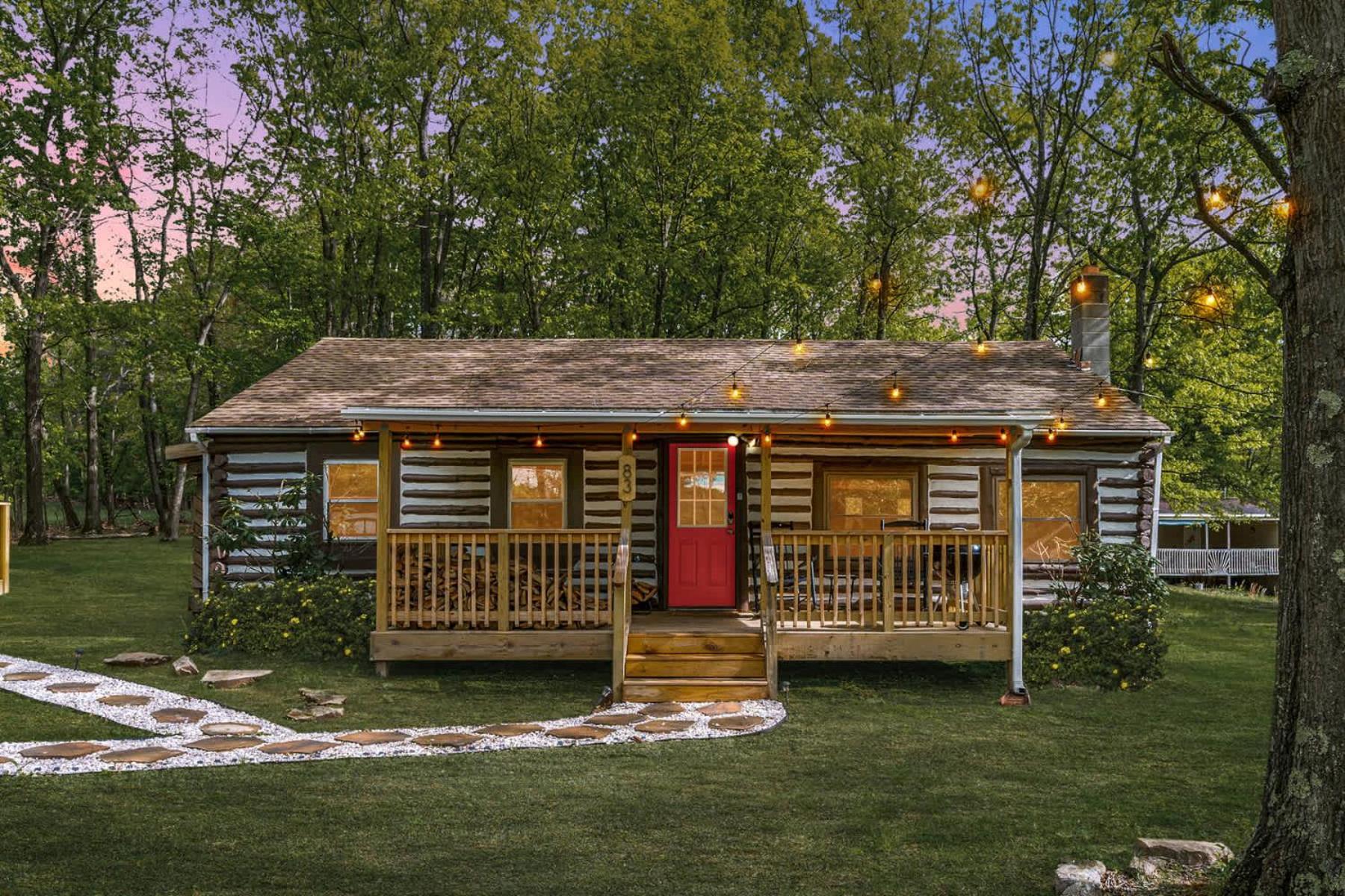 Chalet Modernized Log W Hot Tub Fire Pit & Views Berkeley Springs